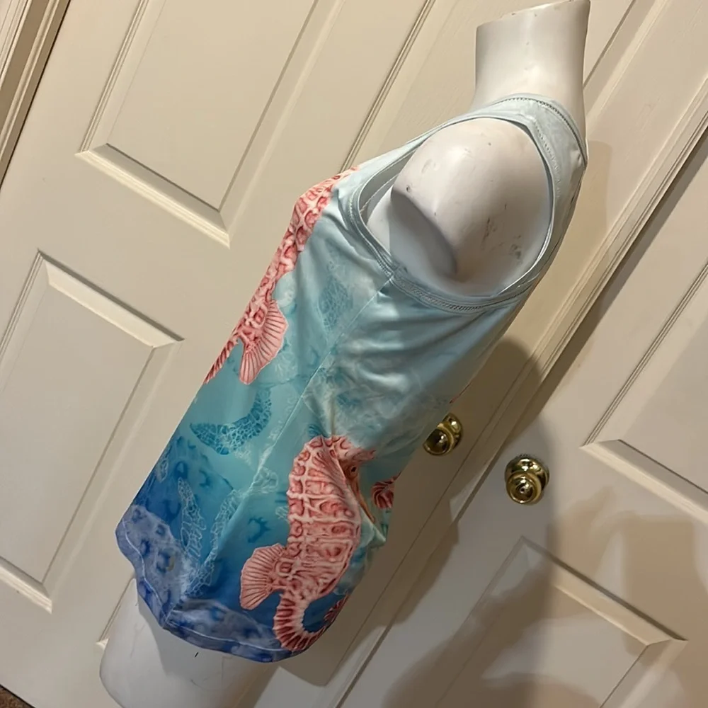 Reel Legends Linnea “Lea” Szynanski. Seahorse Tank Size small - Picture 2 of 6